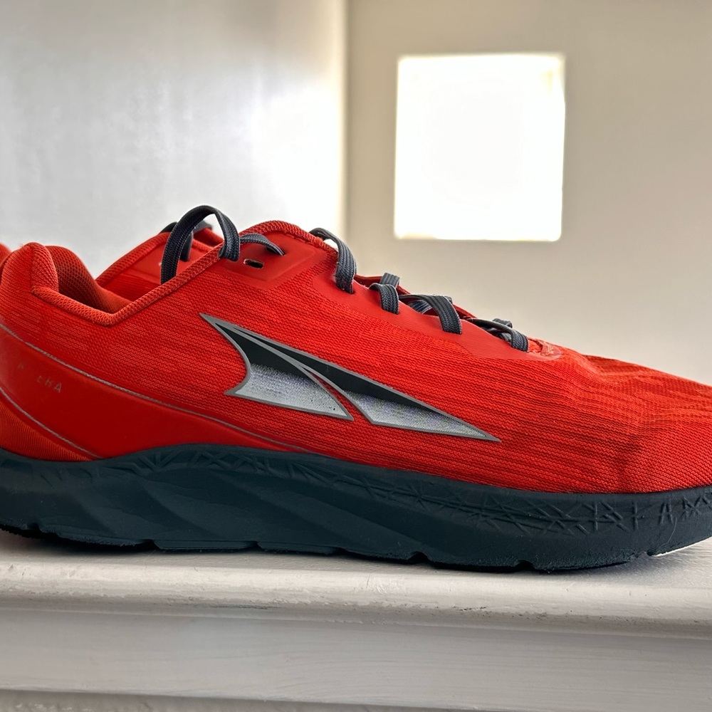 Men's Altra Running Shoes